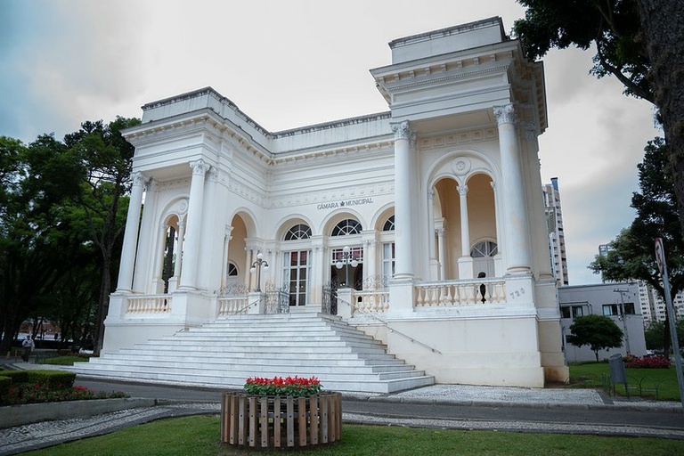 28 de outubro: vereadores de Curitiba parabenizam servidores públicos