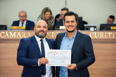 João da 5 Irmãos entrega homenagem a startup Papoom