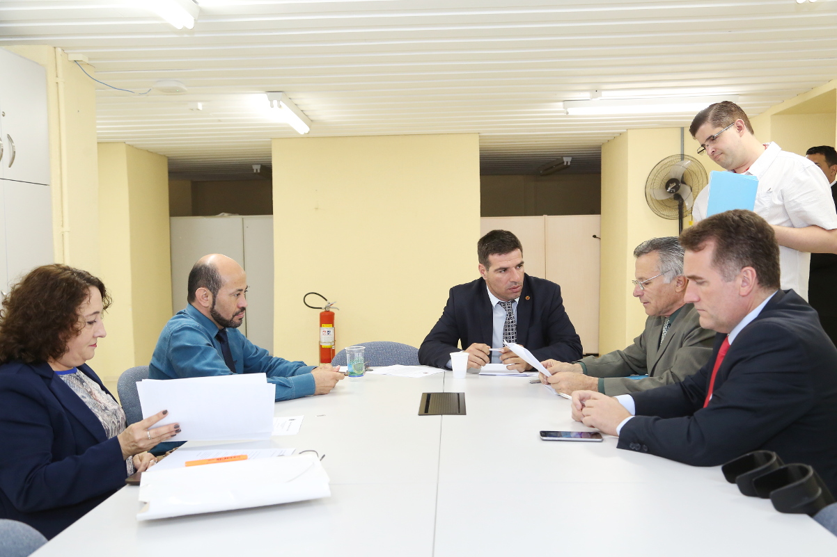 Acatado por Serviço Público, Cadin segue para análise do plenário