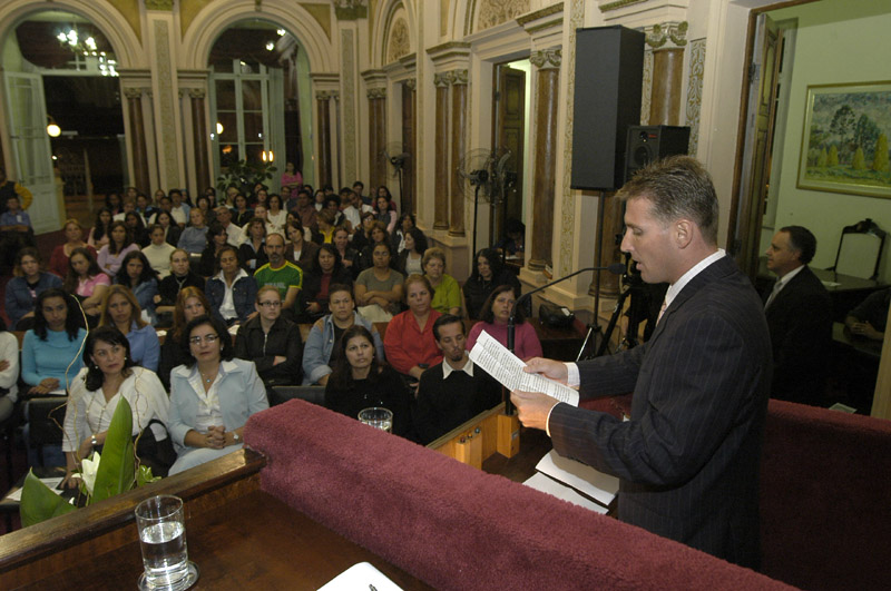 Agentes comunitários comemoram avanços 