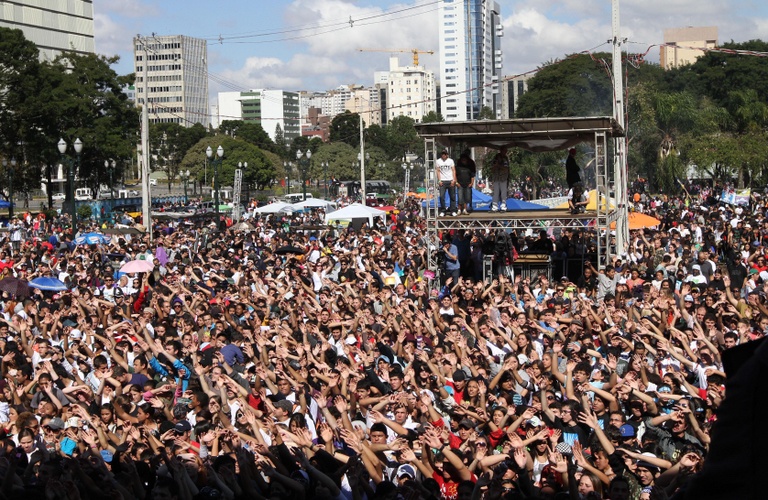 Alterada redação da lei que oficializou a Marcha para Jesus