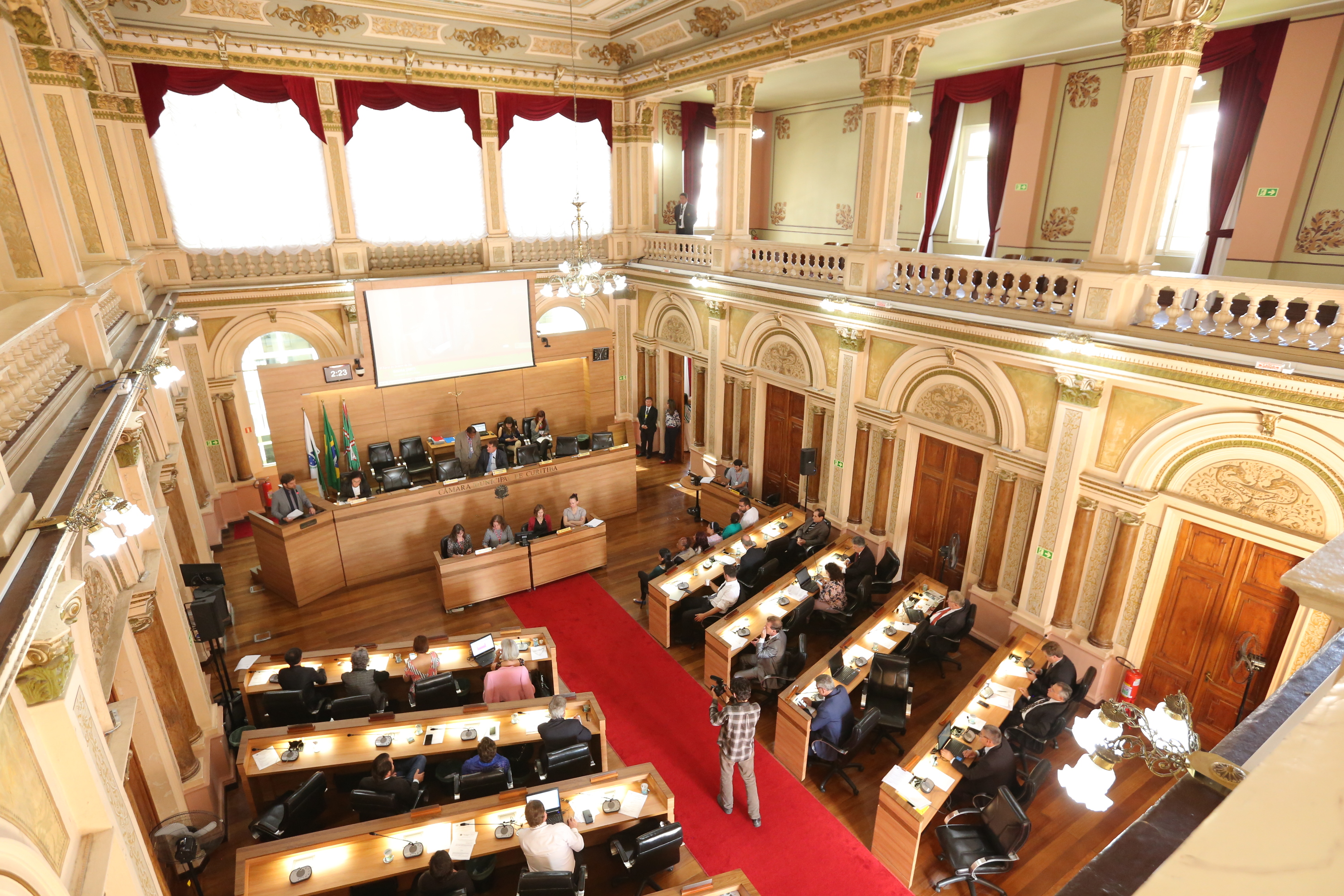 Após novo debate, indicação para ocupações é retirada