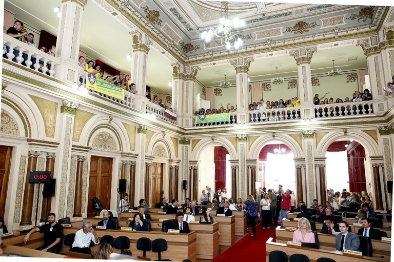 Aprovada nova carreira dos professores de Educação Infantil