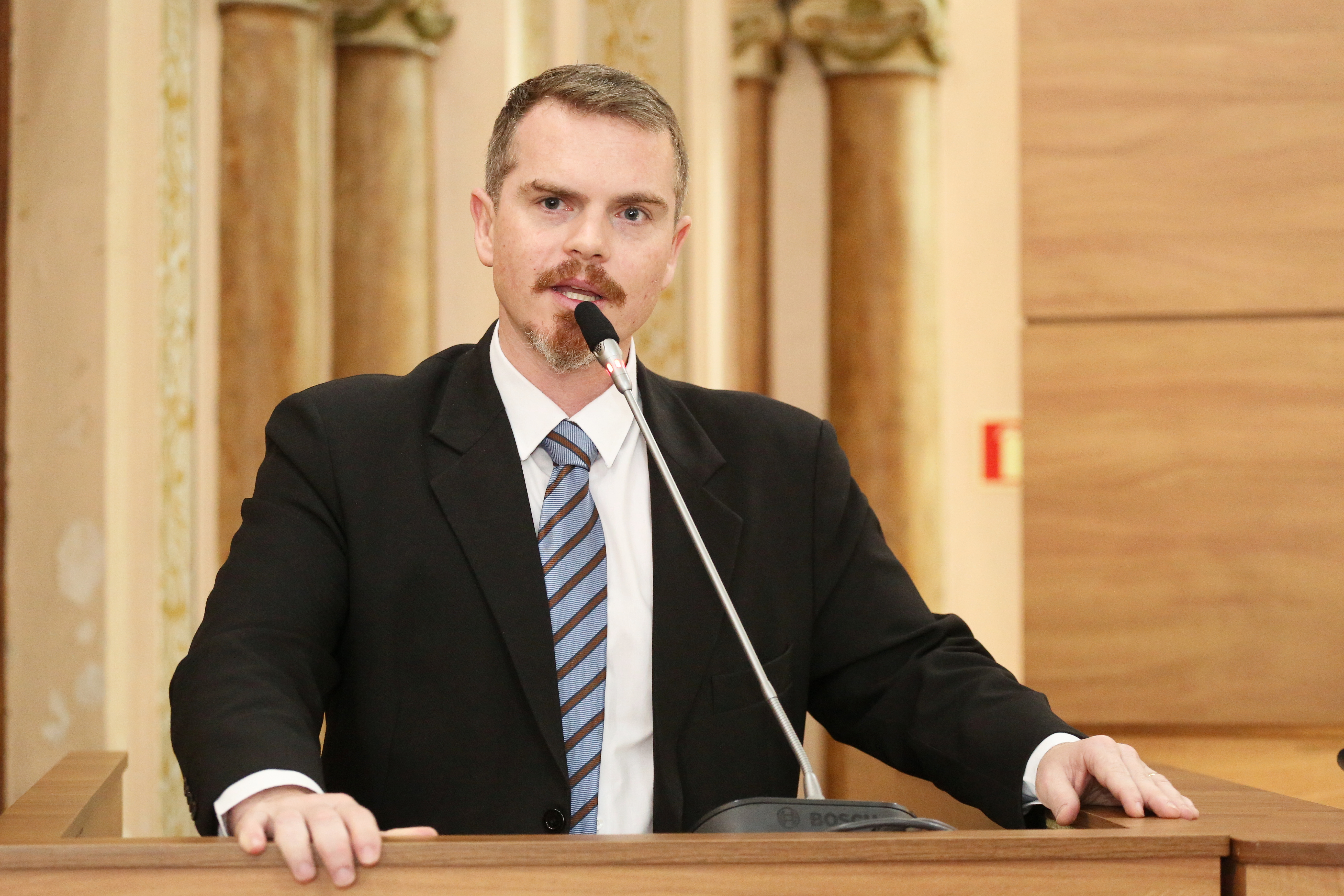 Audiência pública na Câmara irá debater aplicativos de transporte