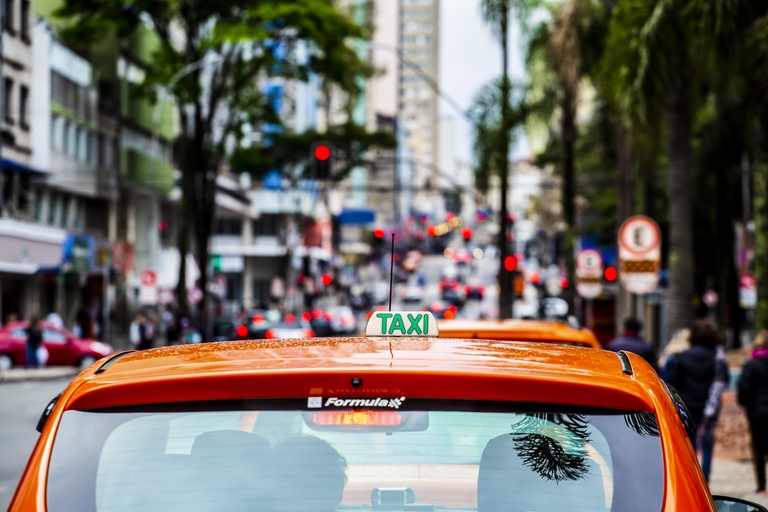 Câmara de Curitiba ganha Frente Parlamentar em Defesa dos Taxistas