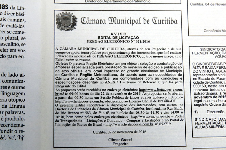 Câmara de Curitiba licita jornal para divulgar editais e atos oficiais