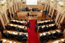 Câmara de Curitiba mantém veto parcial do prefeito à Lei das Doulas