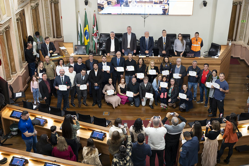 Câmara Municipal presta 26 homenagens a profissionais e entidades da capital