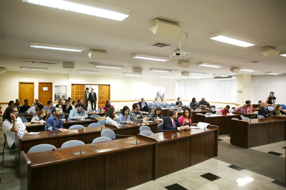 Câmara de Curitiba realizou 13 audiências públicas em 2016
