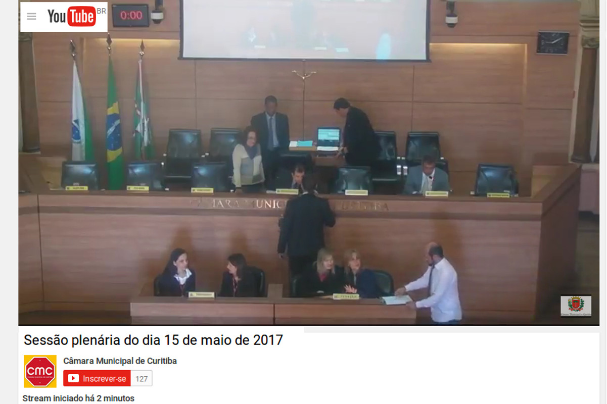 Câmara de Curitiba transmite sessão ao vivo pelo YouTube