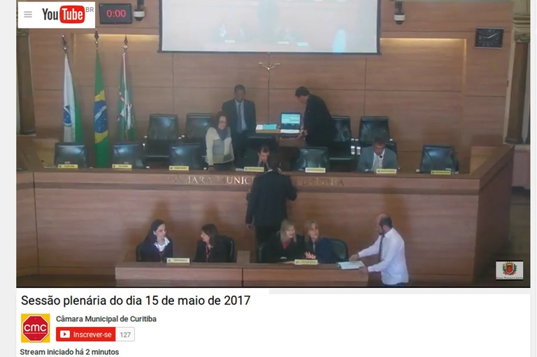 Câmara de Curitiba transmite sessão ao vivo pelo YouTube