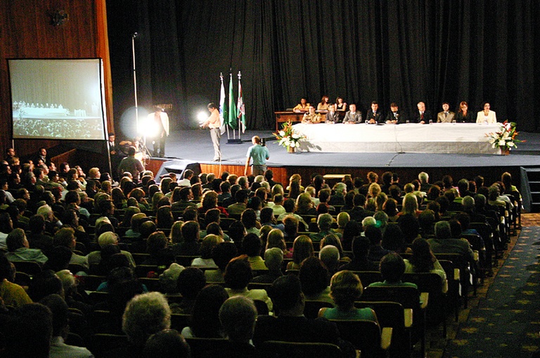 Câmara e Correios criam selo no aniversário da cidade 