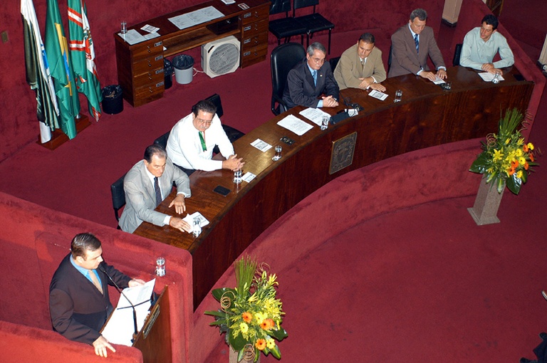 Câmara homenageia coral nos 60 anos 