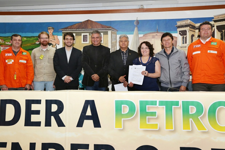 Câmara lança Frente Parlamentar em Defesa da Petrobras