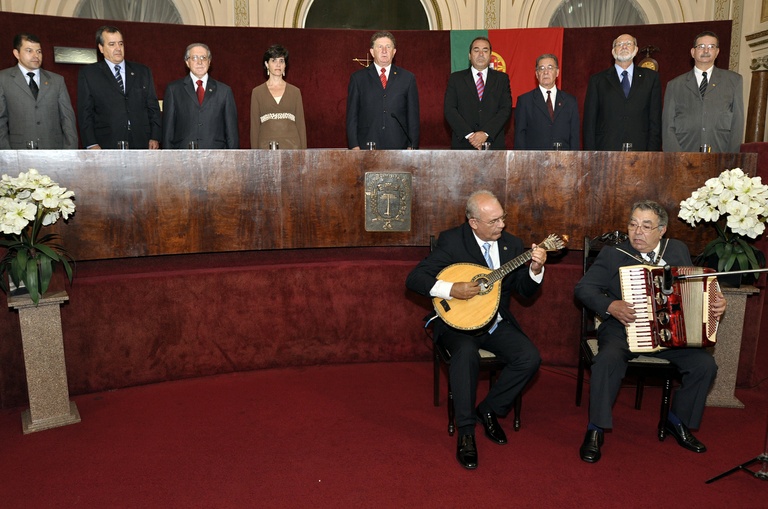 Câmara Municipal homenageia comunidade luso-brasileira