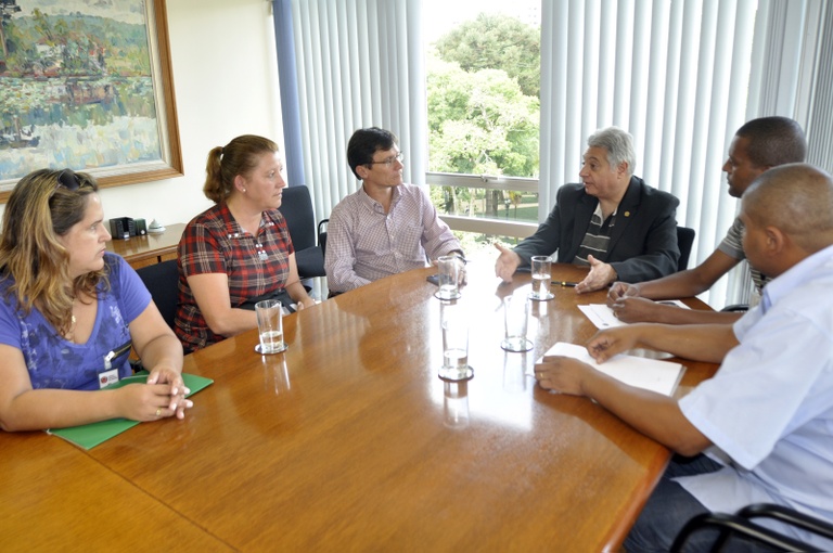 Câmara recebe visita de conselheiros tutelares 