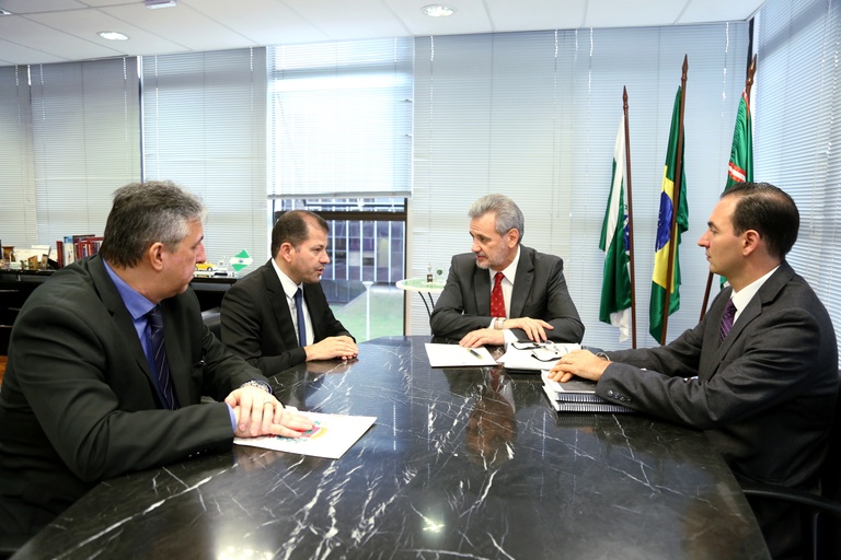 Câmara renova parceria com Movimento Paraná Sem Corrupção