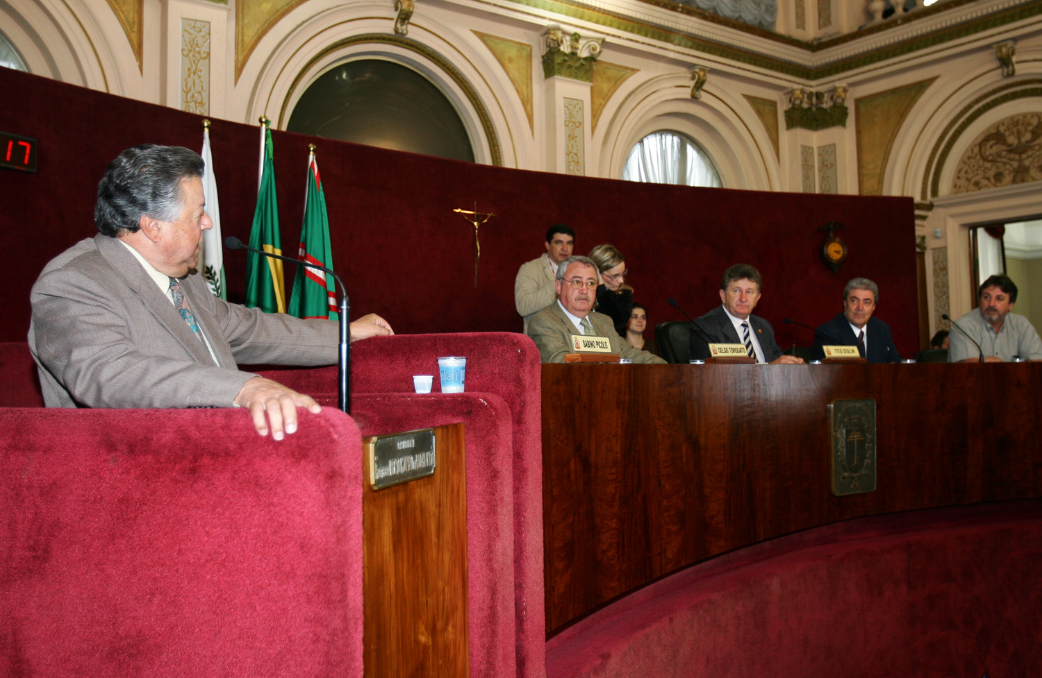 Clotário Portugal Neto recebe votos de louvor 