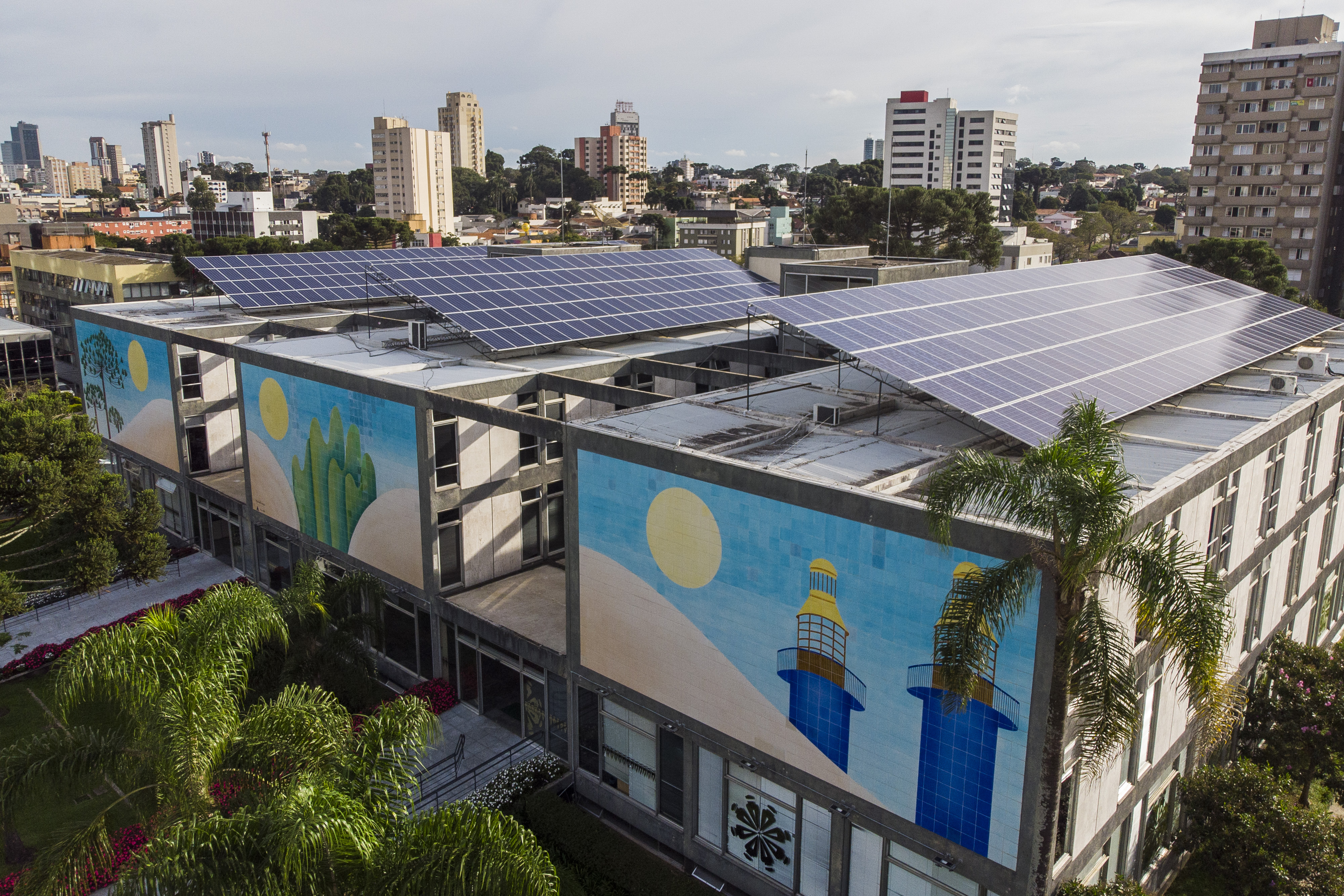 CMC debate regras para micro e  minigeração de energia solar 