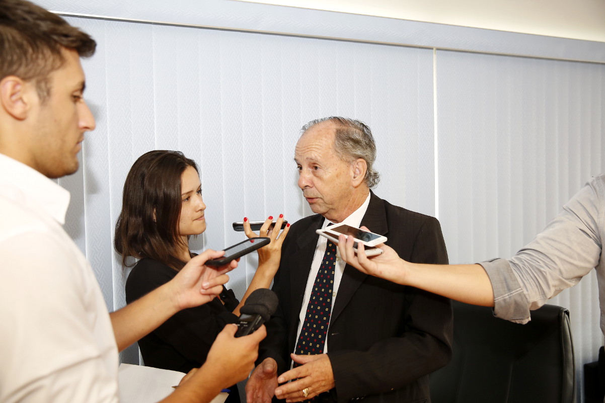 Com ações retiradas, ouvidor será eleito ainda em março