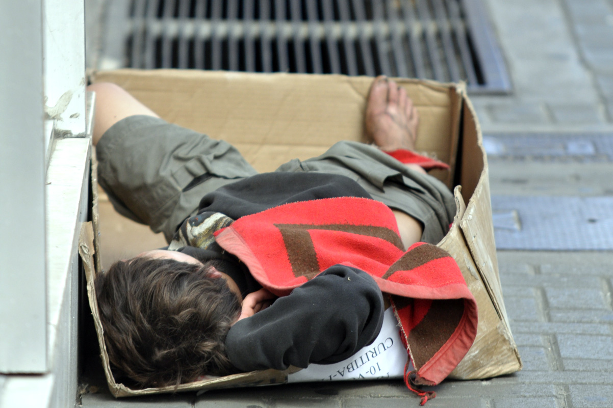 Comissão de Serviço Público analisa cadastro de moradores de rua 