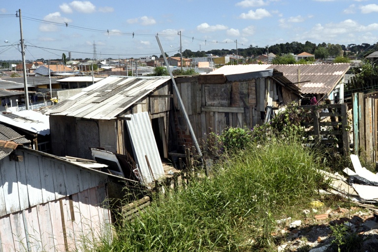 Comissão propõe substitutivo ao projeto "Aluguel Social"