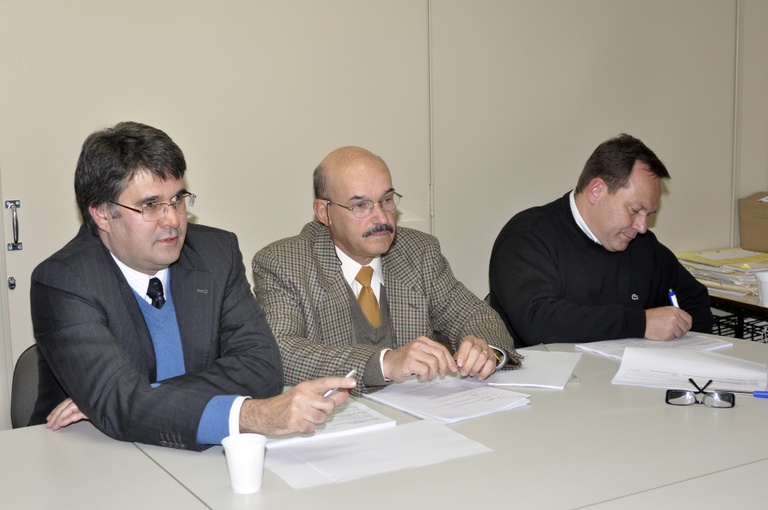 Comissão recebe Sebastiani e analisa série de projetos 
