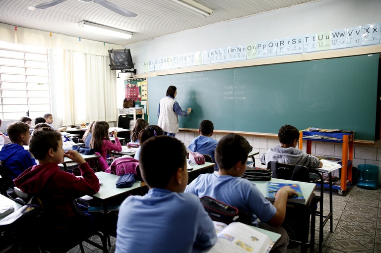 Educação no trânsito pode integrar ensino na rede municipal