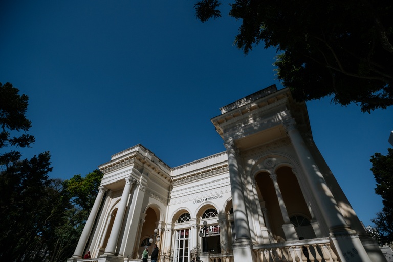 Em 2º turno, plenário confirma venda de terreno no Guabirotuba