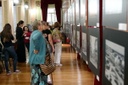 Exposição Curitiba Ontem e Hoje recebe grupo de idosas