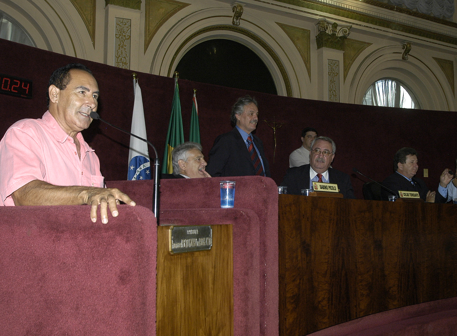Fábio Camargo expõe suas propostas à cidade 