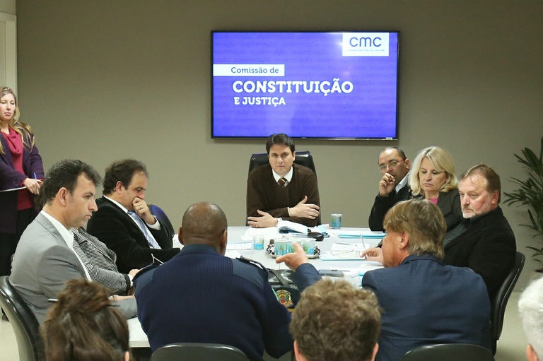 Guarda Municipal debate com CCJ projeto de videomonitoramento