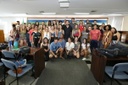 Jovens de diversos países conhecem a Câmara de Curitiba