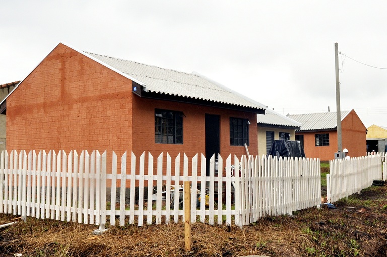 Número de casas entregues pela Cohab diminuiu em 2014
