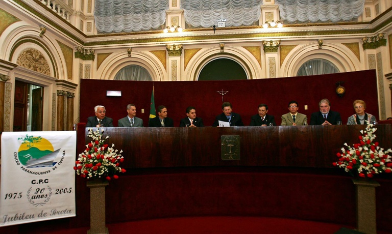 Parnanguaras recebem homenagem no Legislativo 