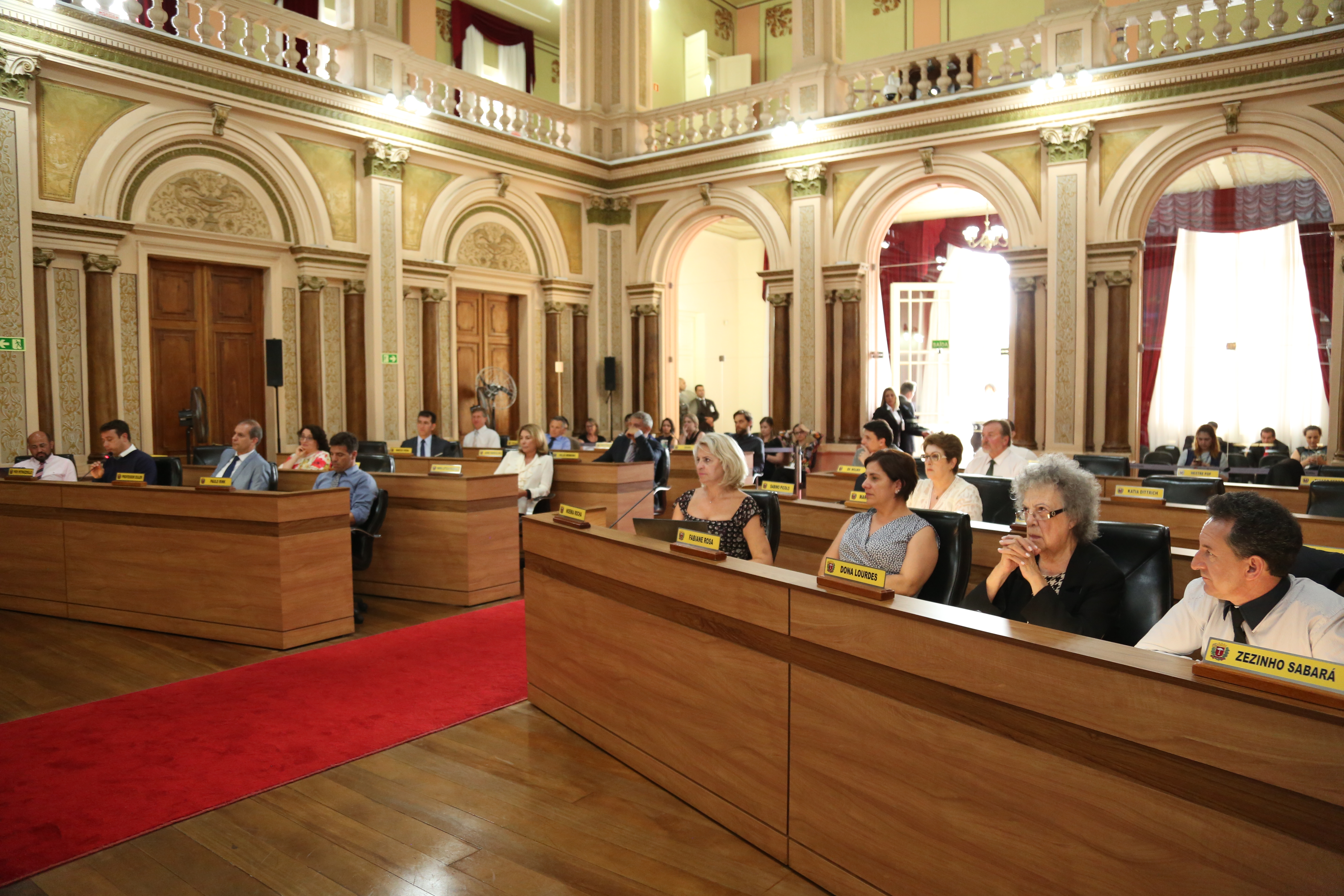 Plenário acata regulamentação das Jaris