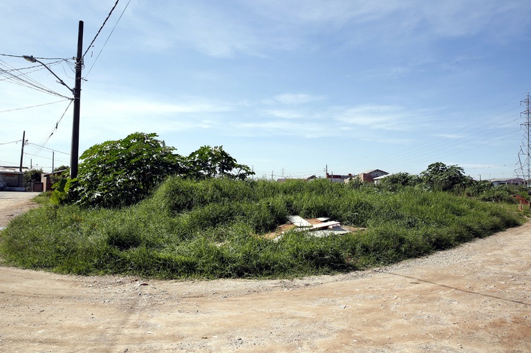 Prefeitura informa possuir dois terrenos na região sul