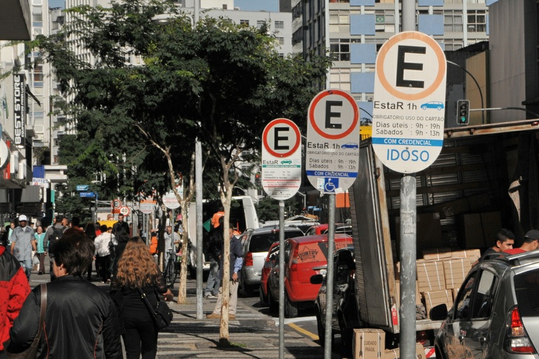 Prefeitura pede prazo para implantar cobrança fracionada do EstaR