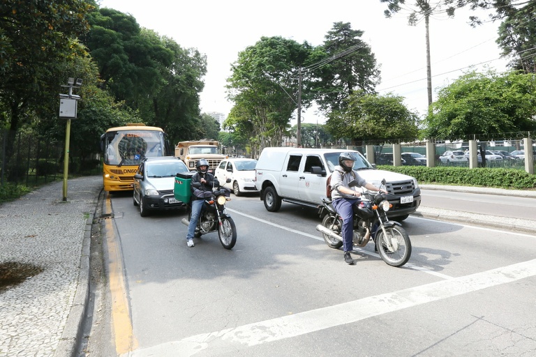 Prefeitura quer regulamentar recursos a multas de trânsito