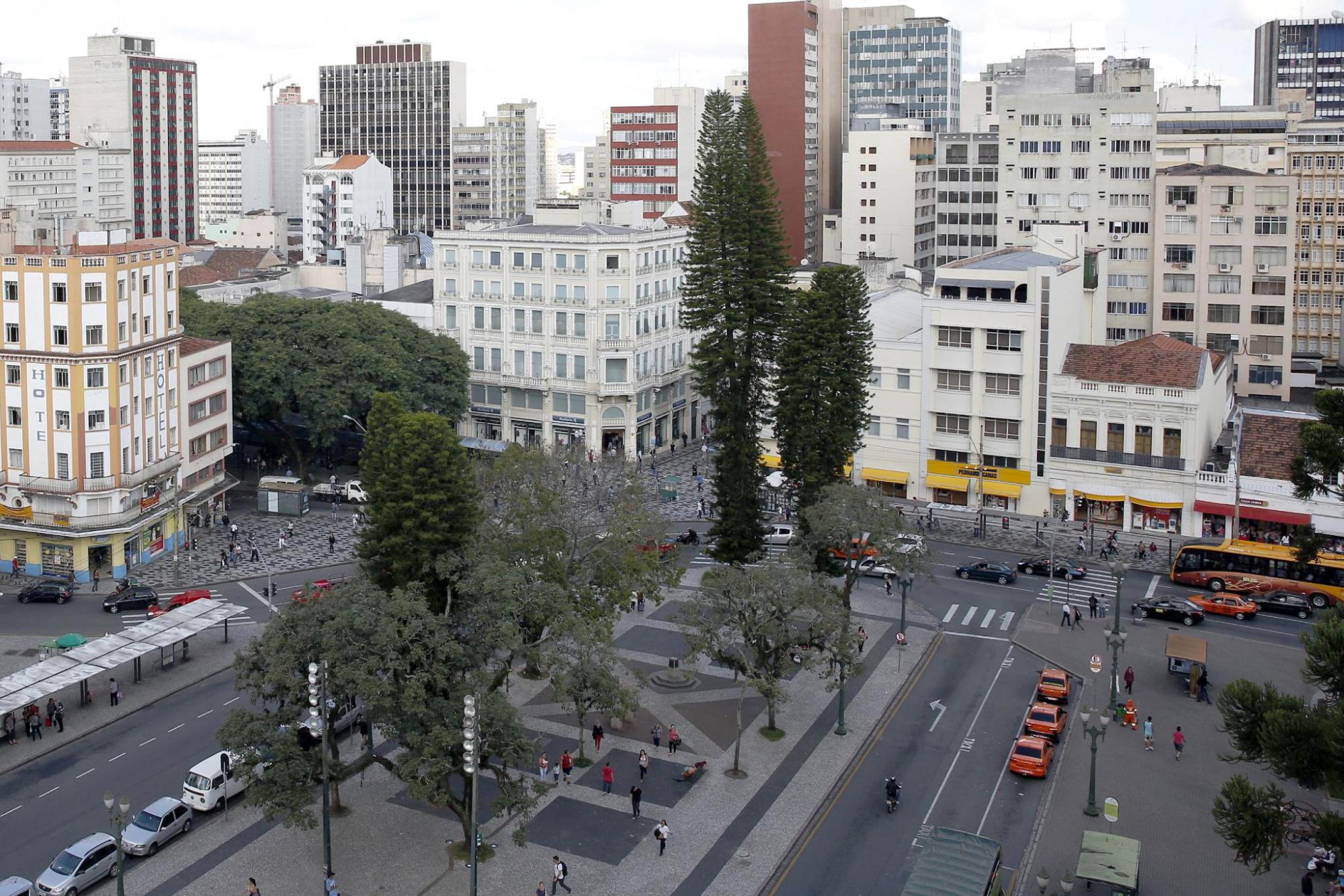 Prêmio a edificações com uso misto será votado terça-feira em Curitiba