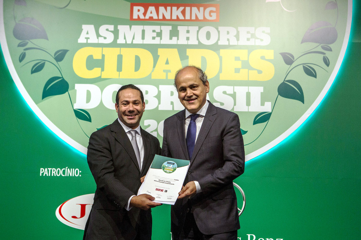 Prêmio de Melhor Cidade do Brasil a Curitiba é debatido em plenário