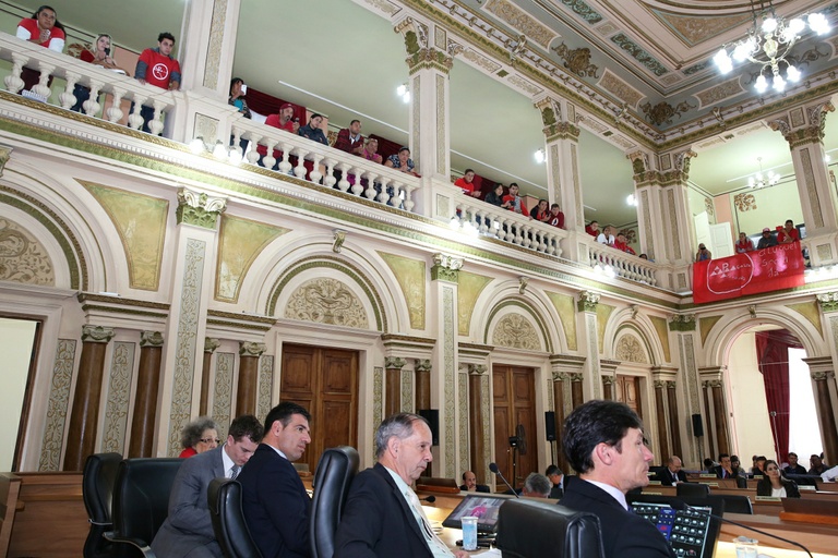 Programa Aluguel Social pode ser sancionado até quarta-feira