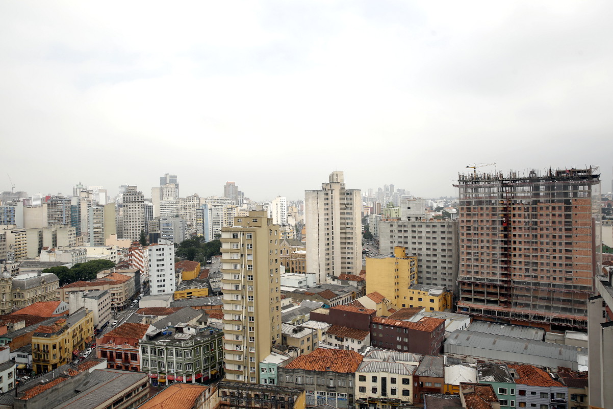 Projeto do Refic 2015 começa a tramitar na Câmara de Curitiba