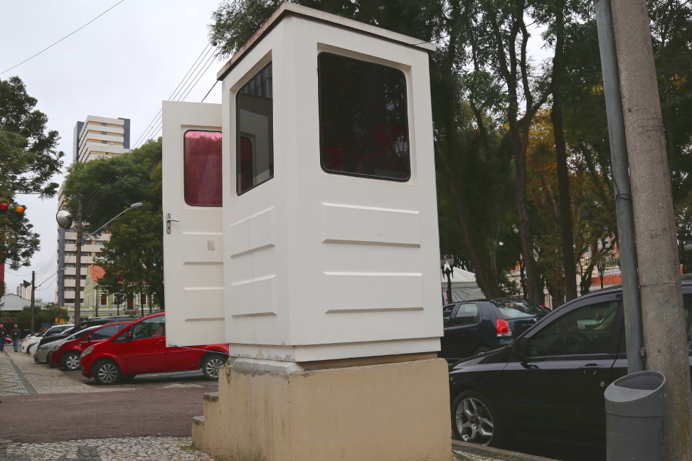 Projeto regulamenta instalação de guaritas em Curitiba