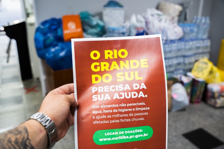 ProMulher se soma à campanha da CMC pelo RS e pede doações de absorventes
