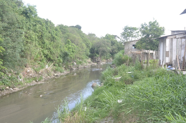 Proposta coleta de esgoto em ocupações irregulares