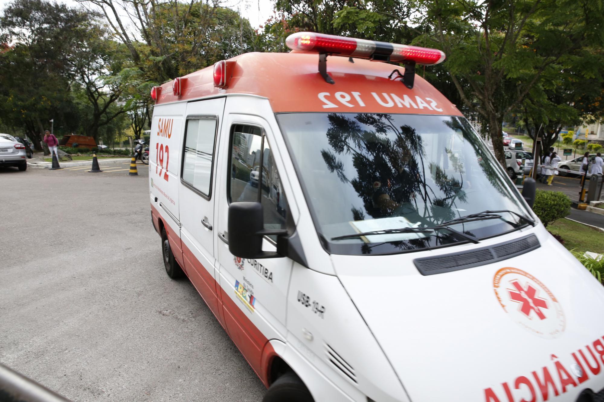 Proposta tolerância de meia hora no estacionamento de hospitais