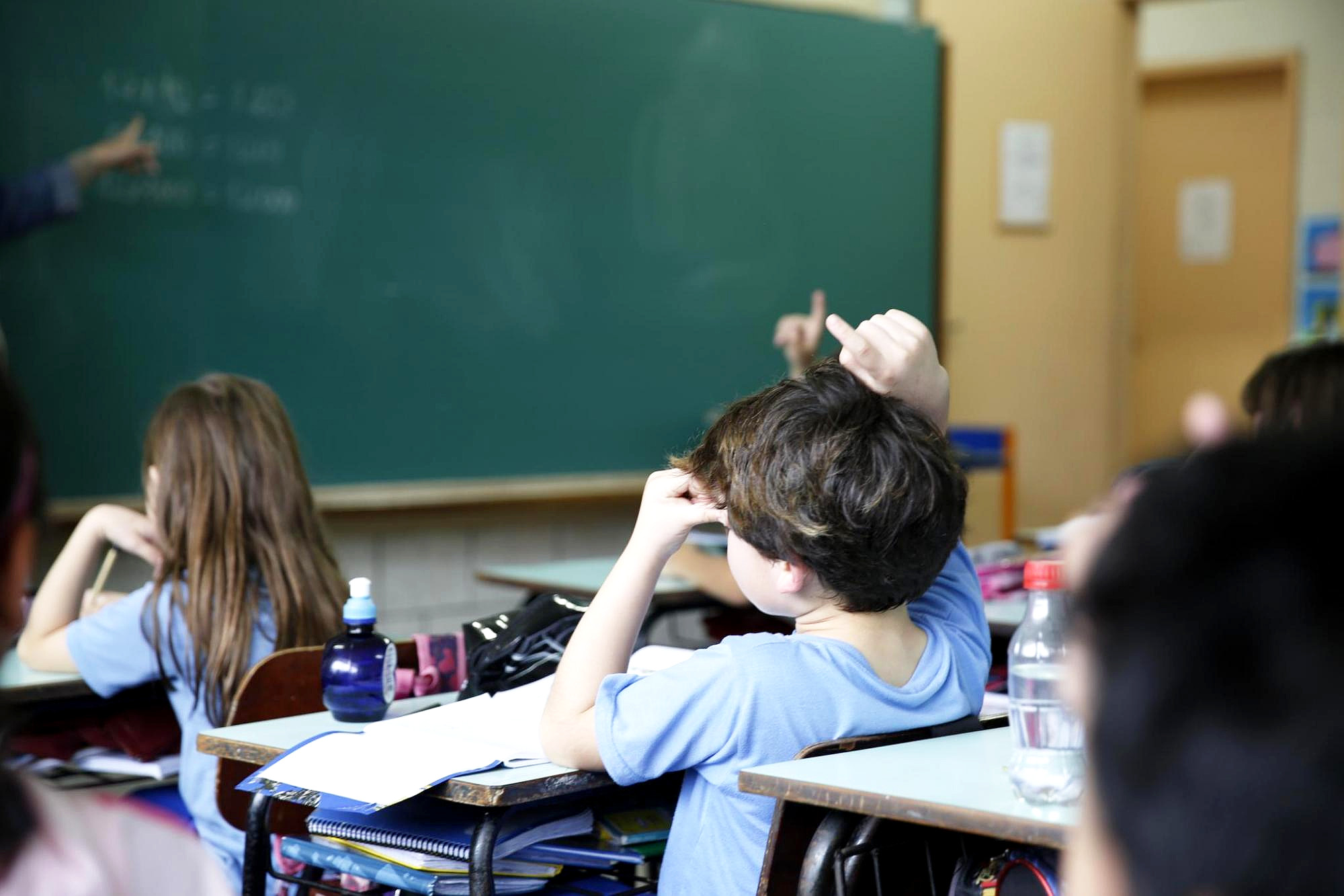 Propostas atividades para reparar danos causados no ambiente escolar