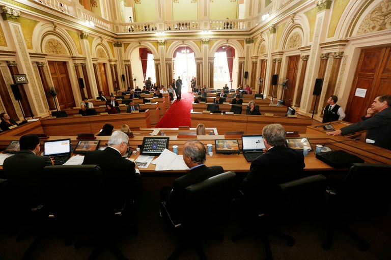 Reajuste aos servidores é confirmado em segunda votação