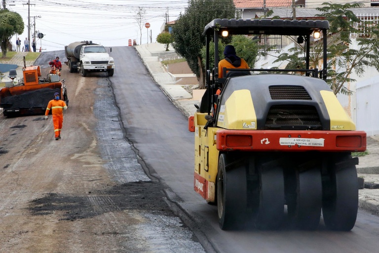 Serginho do Posto injeta R$ 1,2 milhão em obras na cidade de Curitiba